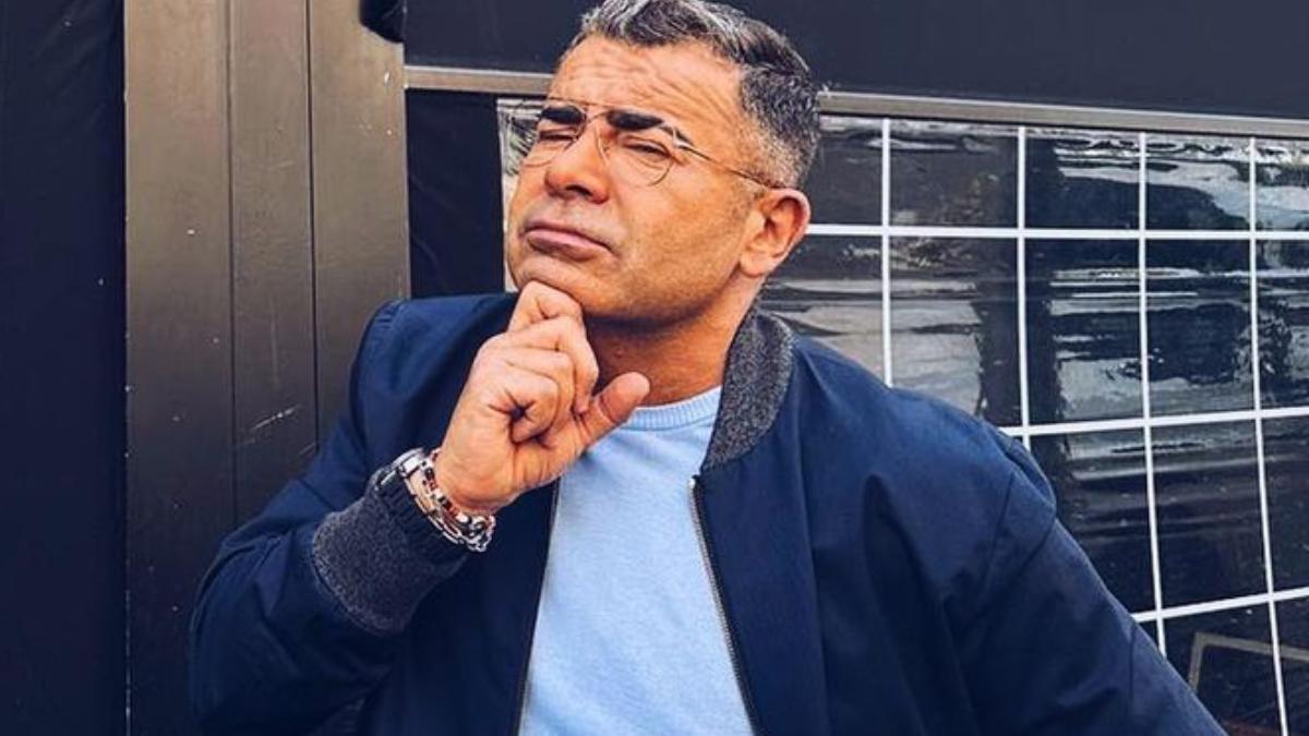 Jorge Javier Vázquez, obligado a llevar gafas en Telecinco por tener cara de mala persona