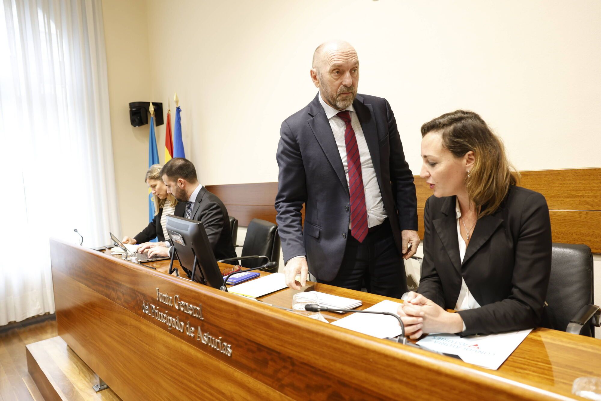 EN IMÁGENES: Así fue la votación para formar la comisión de investigación sobre el accidente minero de Cerredo en  la Junta.