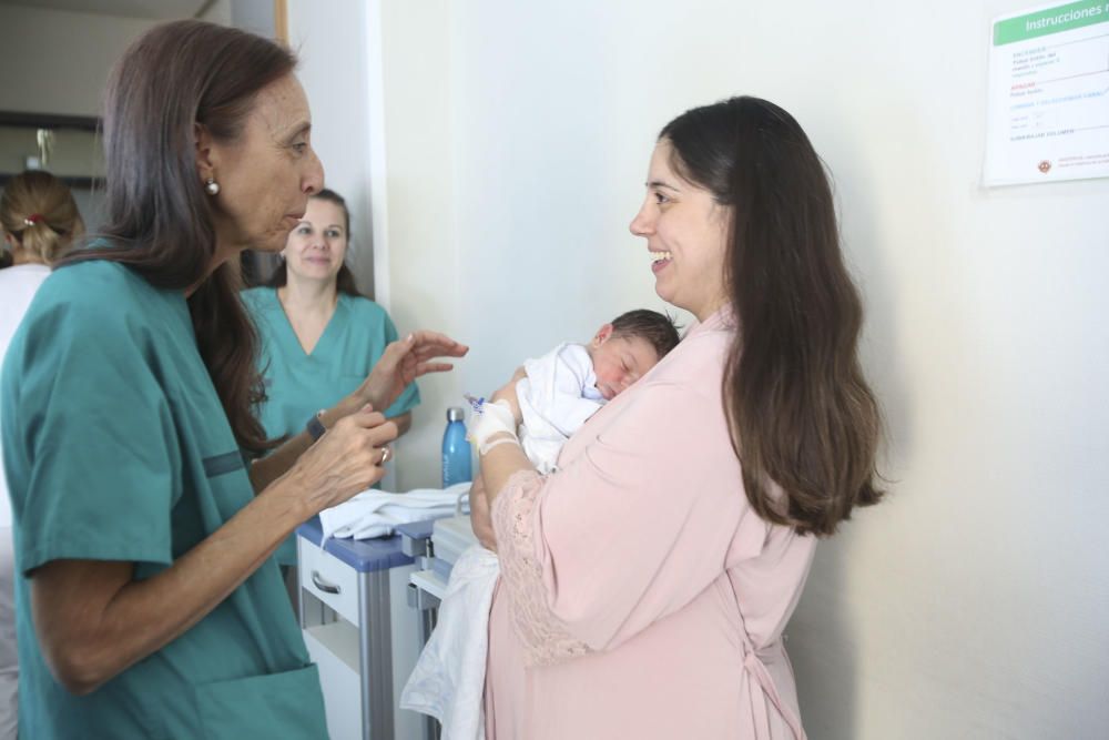 Hugo ha sido el primer bebé nacido en 2020 en el Hospital General de Alicante