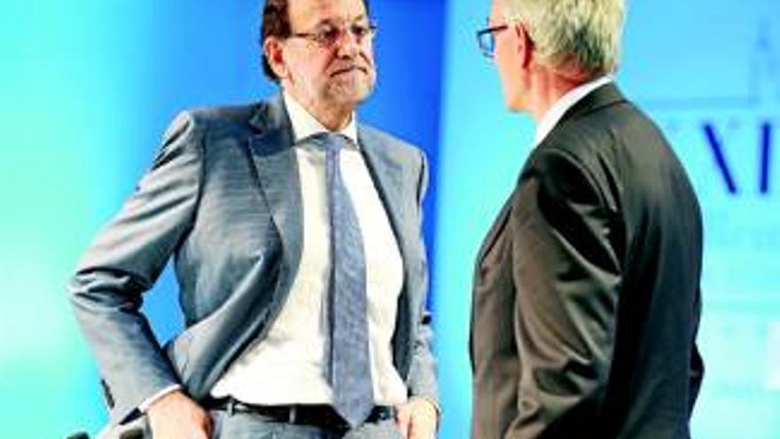 Rajoy asume que la corrupción ha pasado factura al PP y hará cambios