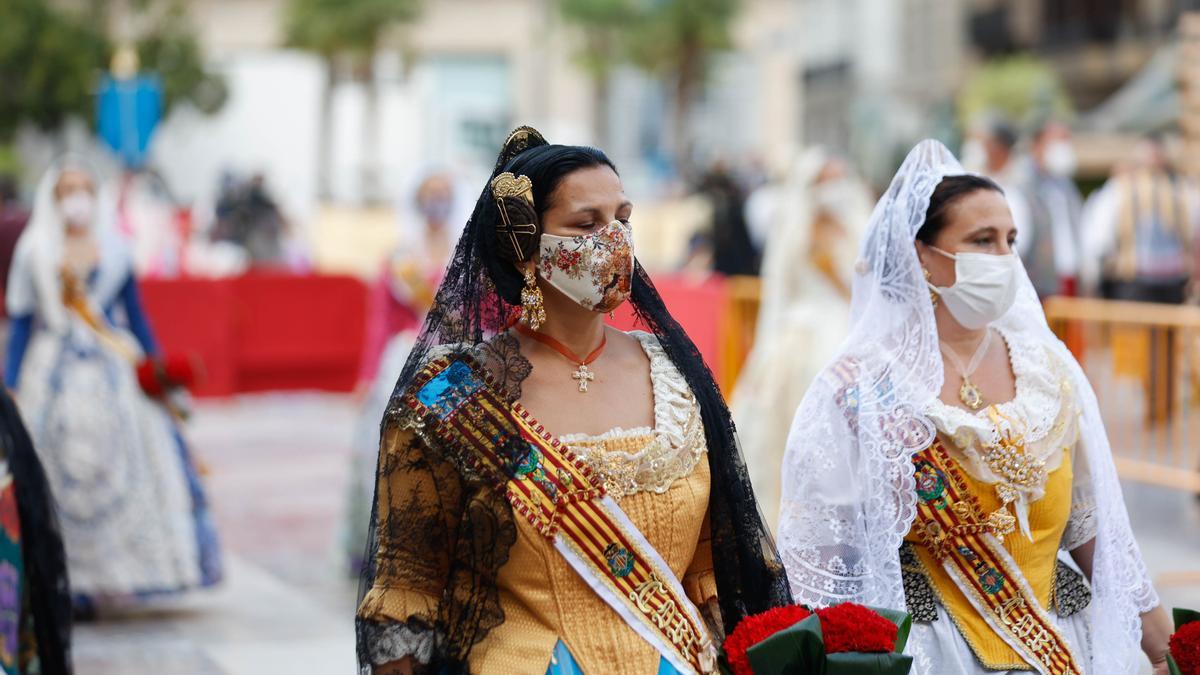 Búscate en el segundo día de Ofrenda por la calle Caballeros (entre las 18.00 y las 19.00 horas)