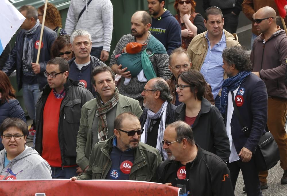 Día del Trabajador en Vigo | Miles de personas exigen la derogación de la reforma laboral