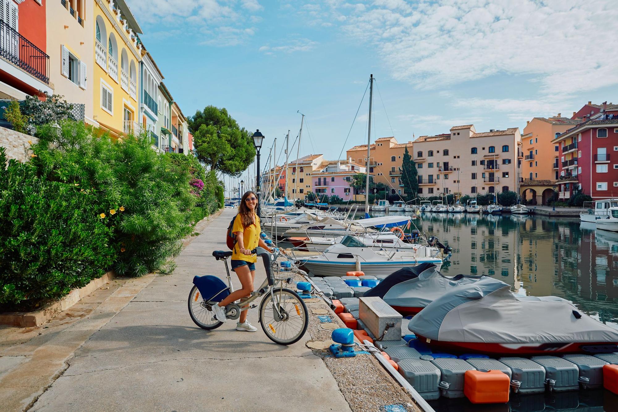 Los canales pueden recorrerse también a pie o en bicicleta