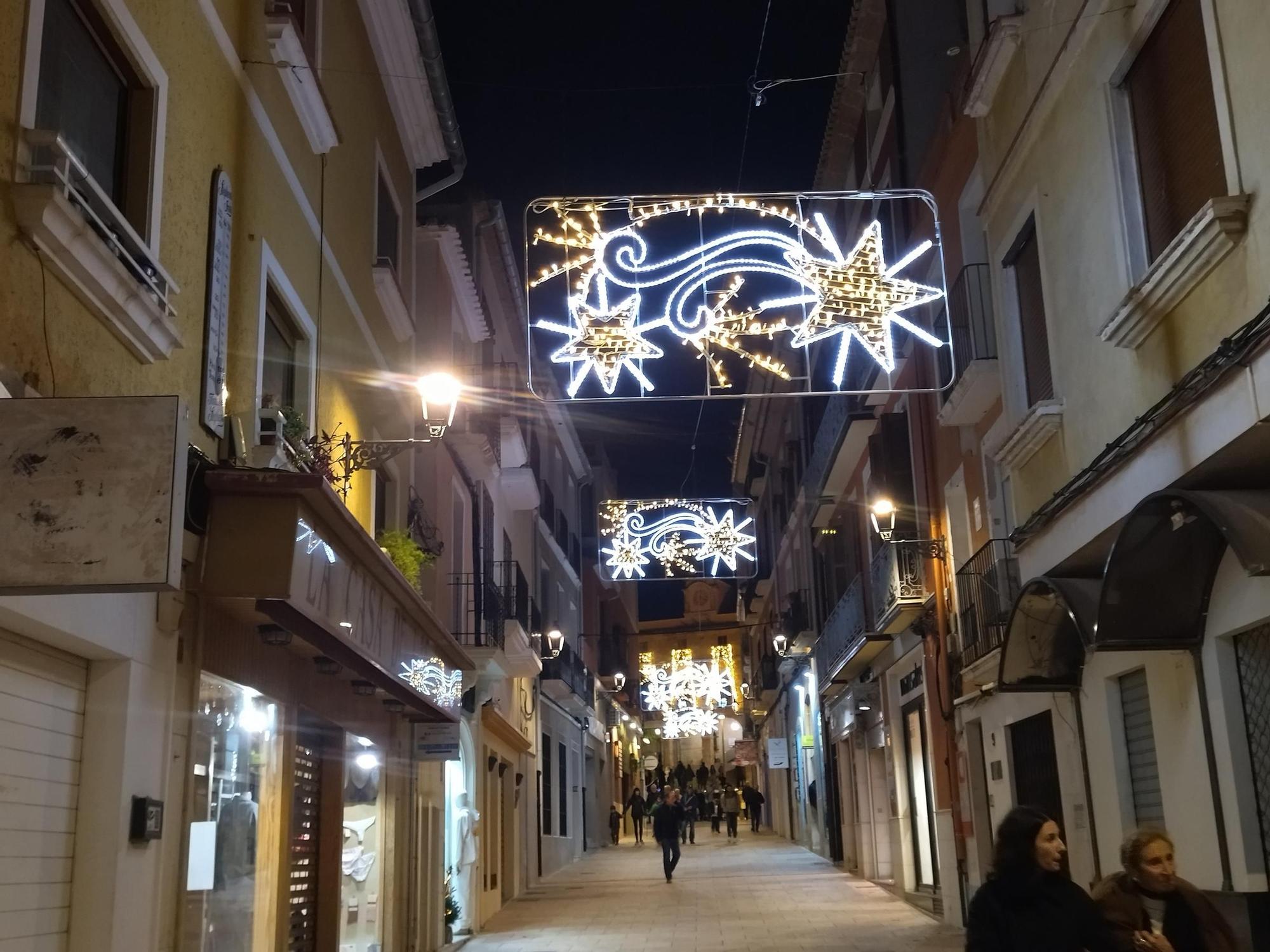 Dénia resplandece en Navidad