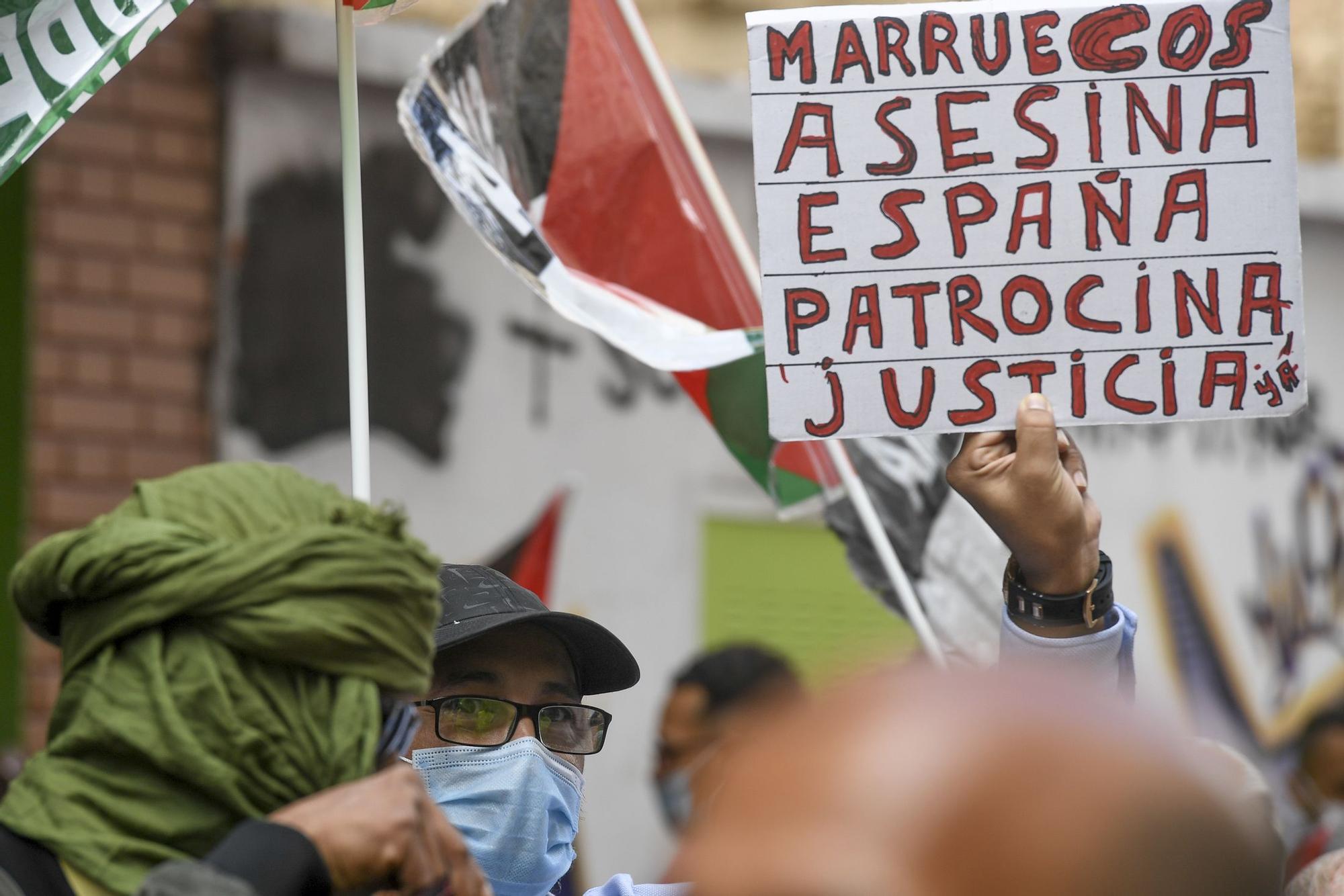 Manifestación de saharauis frente al Consulado de Marruecos