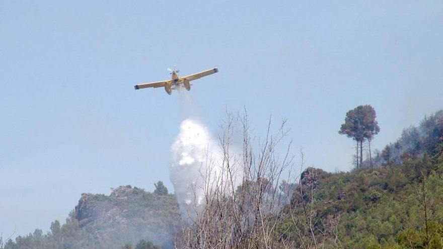 Controlado el incendio forestal de la Serra d&#039;Espadà