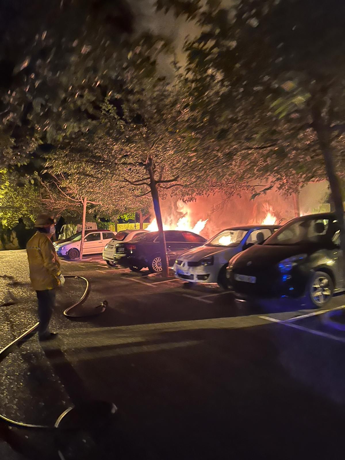 Detenido un pirómano en Porreres tras provocar siete incendios que han quemado doce vehículos