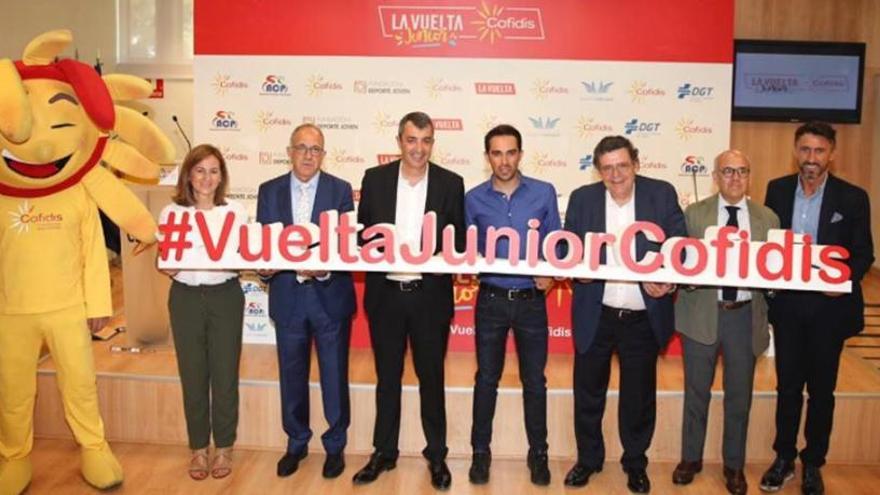 Un momento de la presentación de la Vuelta Júnior Cofidis 2019