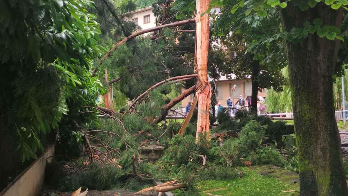 Les tempestes remeten a Catalunya però l’alerta groga continua activa