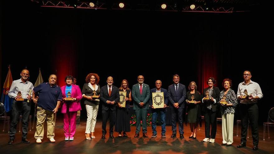 Santa Lucía de Tirajana entrega sus Honores y Distinciones a vecinos y colectivos locales