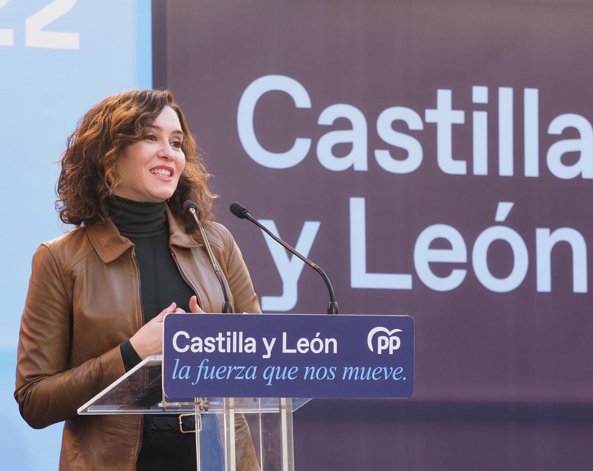 Isabel Díaz Ayuso participa en la campaña de las elecciones de Castilla y León, el martes 8 de febrero de 2022.