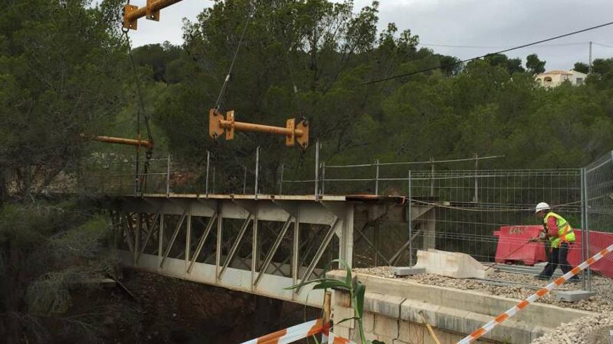 El puente centenario que se va a instalar en Agost, y que antes estuvo en Teulada y Altea