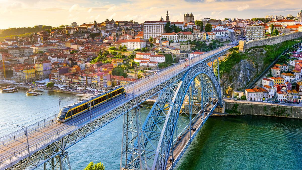 Oporto: de vinos por la ‘ribeirinha’