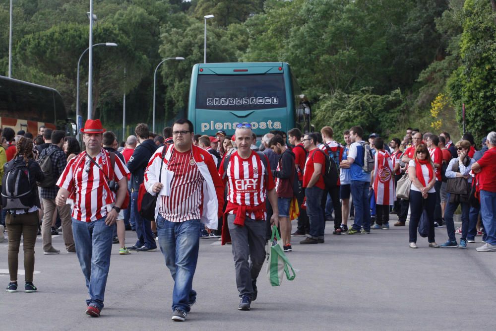 Sortida dels aficionats del Girona cap a Pamplona