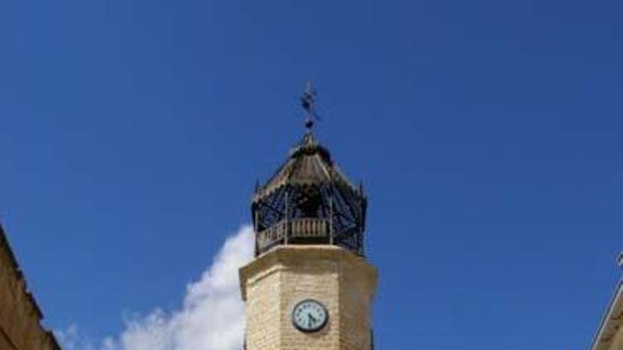 La Torre del Reloj enmudece por un día en Pinoso