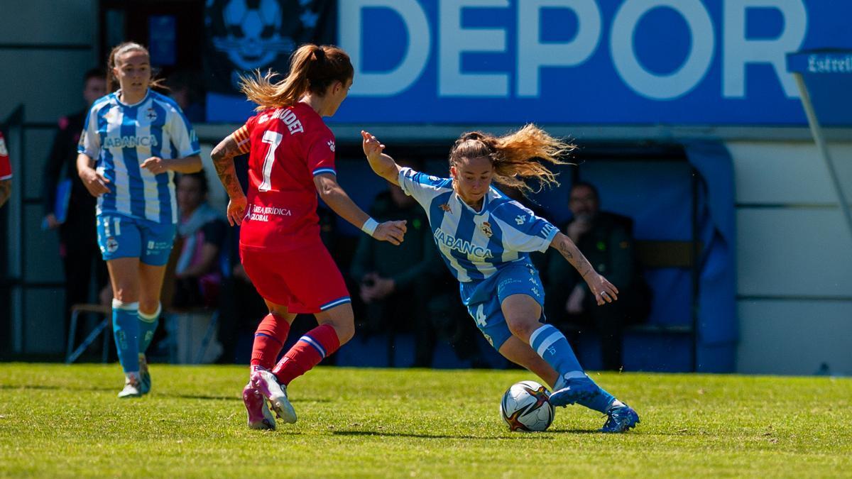 Una acción del Deportivo Abanca-Espanyol