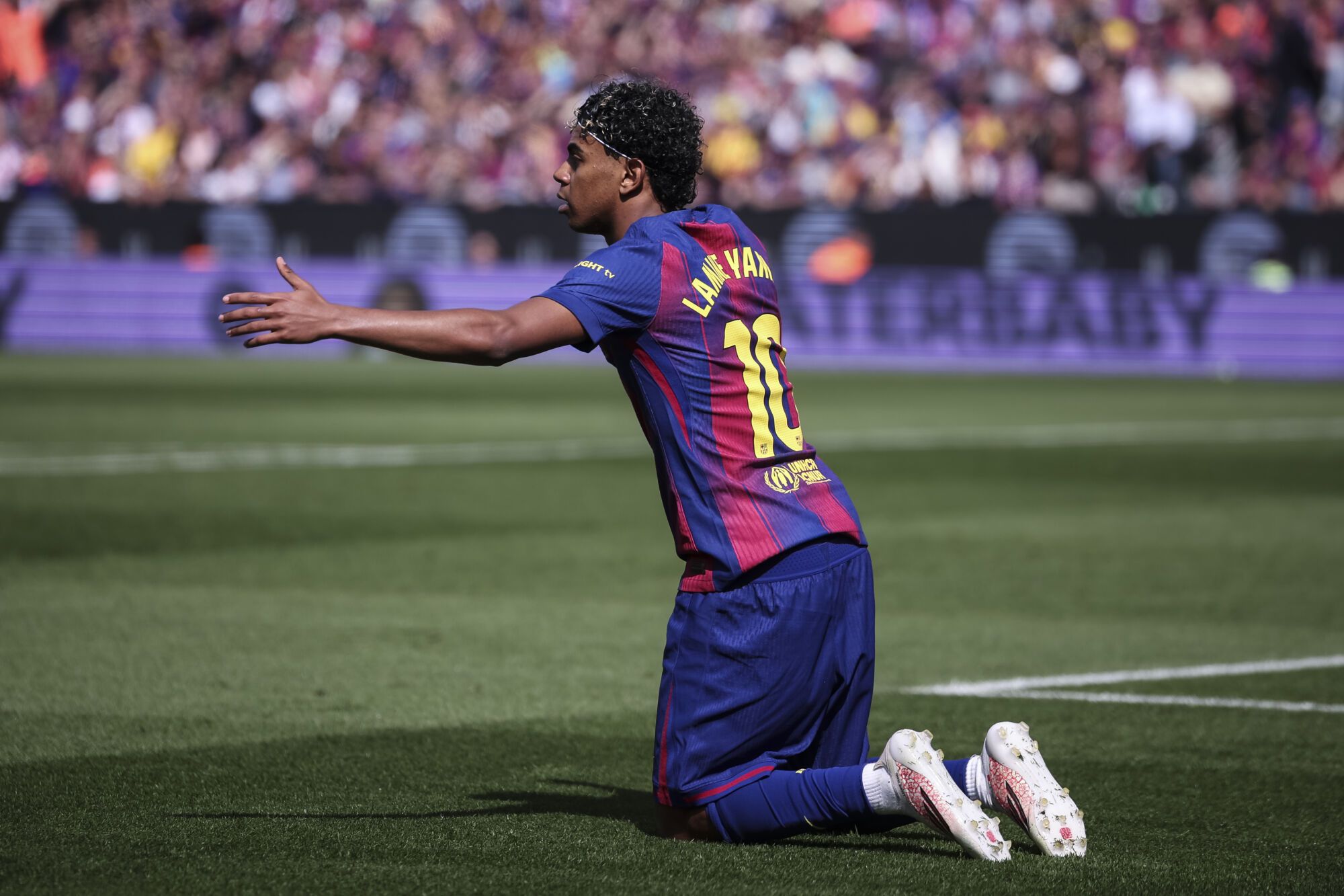 El tremendo enfado de Lamine Yamal: "Siempre a mí, es de locos"