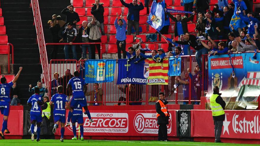 El Oviedo pega el salto en Tarragona