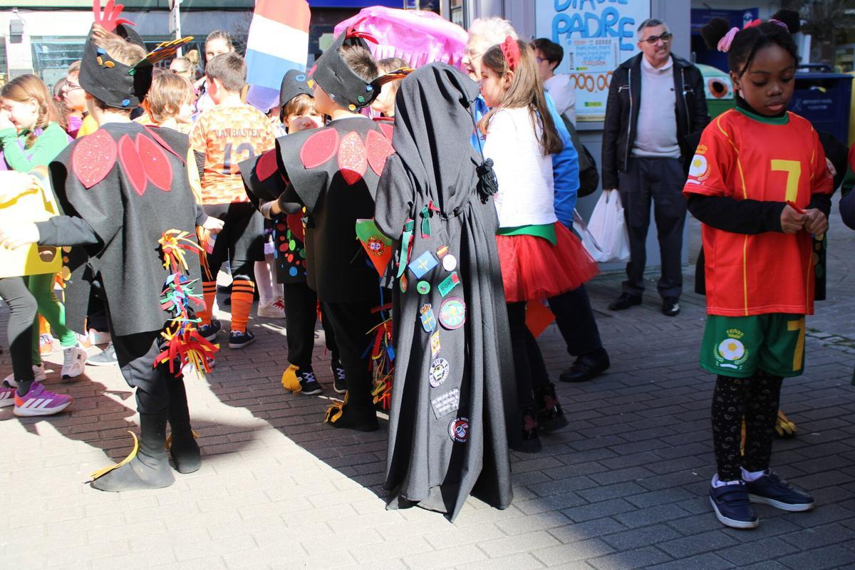 Las fiestas de carnaval de los colegios Liceo Mierense, Vega de Guceo, Beata Imelda-Santo Tomás y Gervasio Ramos.