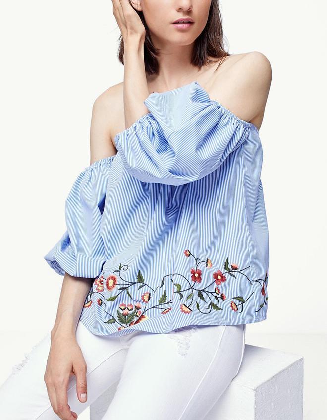 Tentaciones de nueva colección: Camisa 'off shoulders' de Stradivarius