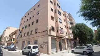 Tres heridos en una reyerta a puñaladas en un piso okupado en Palma