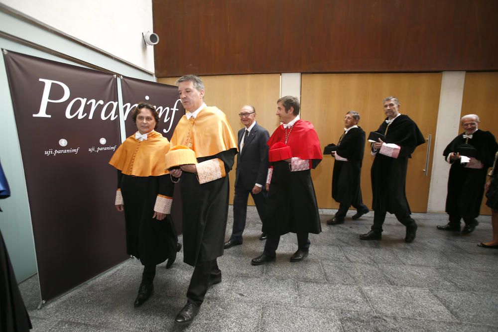 Jordi Garcés, investido doctor honoris causa por la UJI