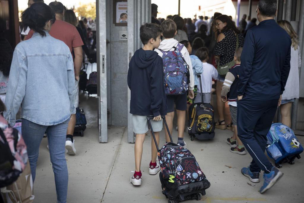 ¿Por qué se fortalece la política educativa en zonas rurales de Aragón?