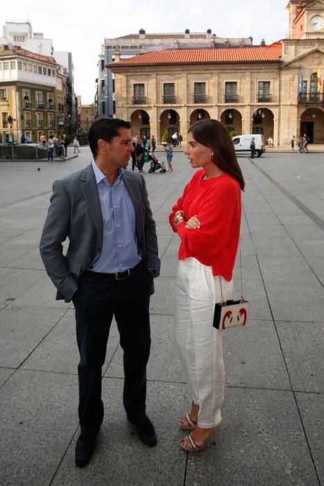 Fran Rivera participa en una cata de vinos en Avilés