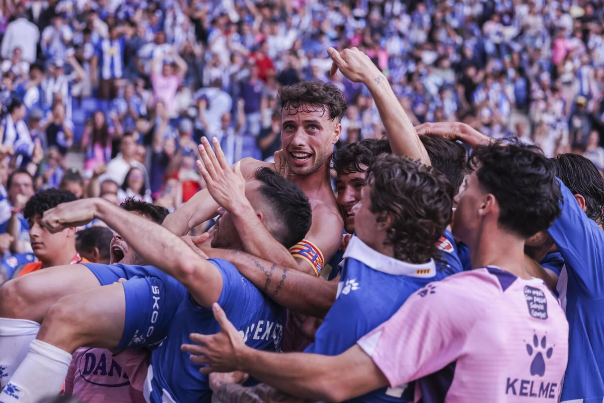 Javi Puado of RCD Espanyol celebrates a goal with his teammates during the Spanish league, La Liga EA Sports, football match played between RCD Espanyol and UD Las Palmas at RCDE Stadium on May 24, 2025 in Cornella, Barcelona, Spain. AFP7 24/05/2025 ONLY FOR USE IN SPAIN. Javier Borrego / AFP7 / Europa Press;2025;SPORT;ZSPORT;SOCCER;ZSOCCER;RCD Espanyol v UD Las Palmas - La Liga EA Sports