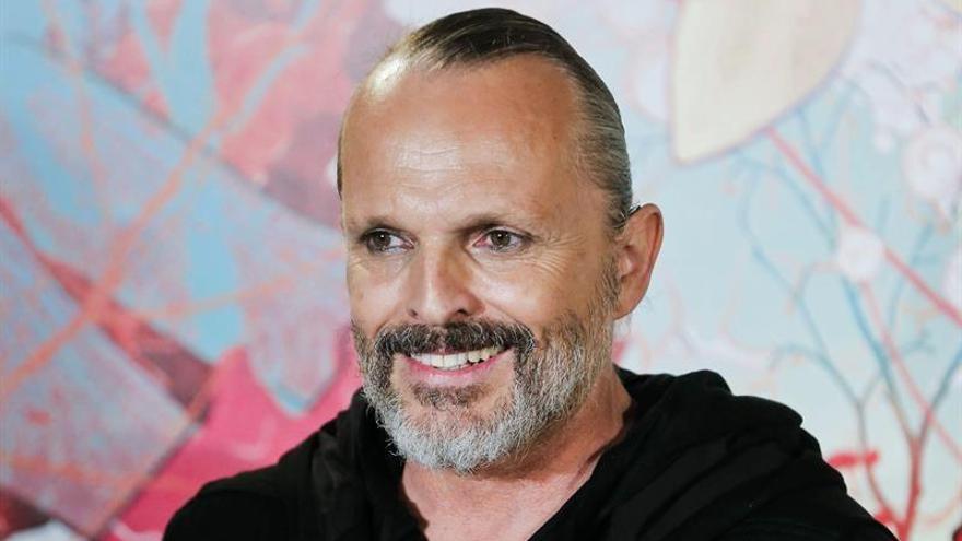 Miguel Bosé s&#039;apunta a la teoria de la conspiració: &quot;El coronavirus és la gran mentida dels governs&quot;