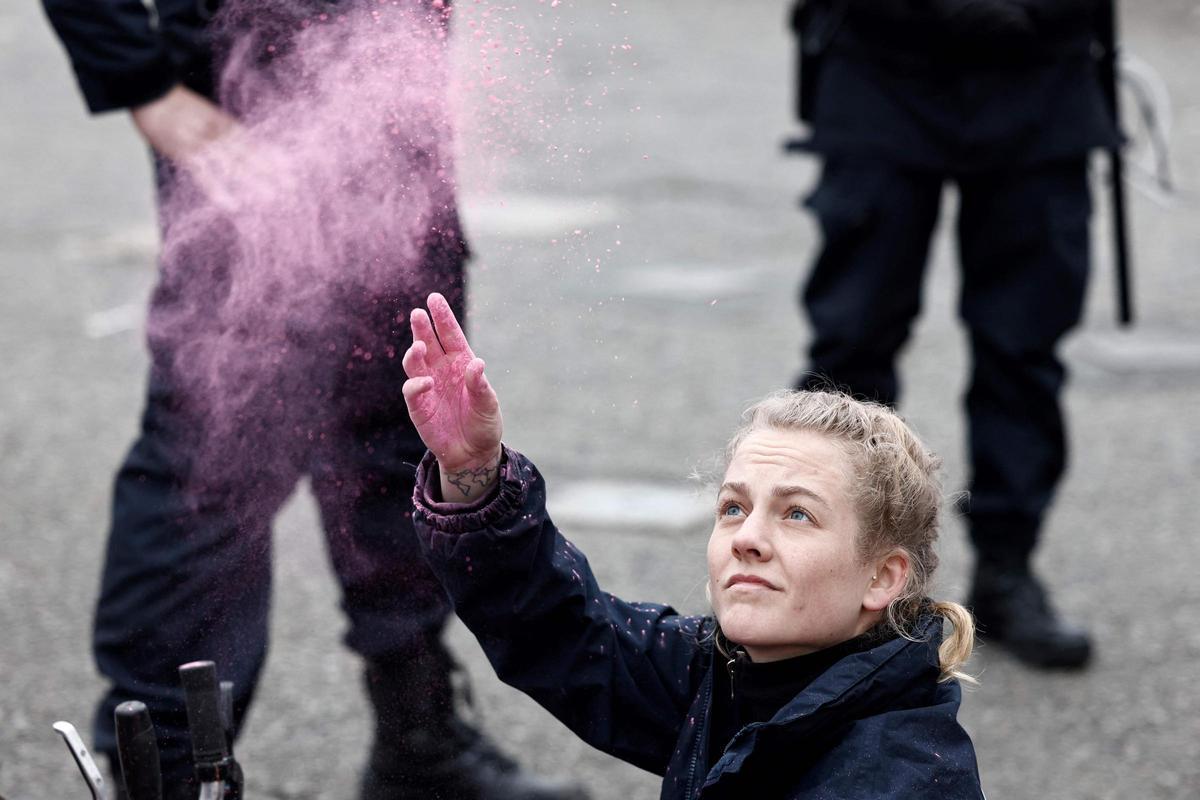 Greenpeace protesta ante la Cumbre de la Energía Nuclear en Bruselas