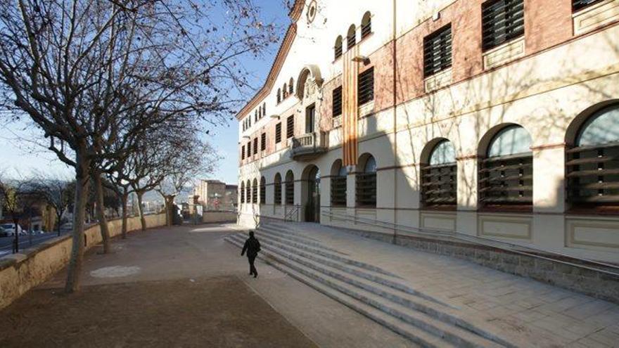 La façana de l&#039;escola Garcia Foses.