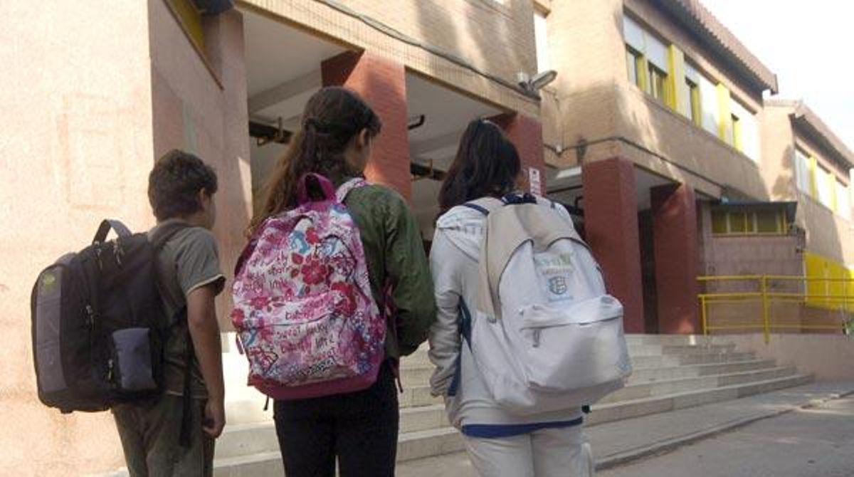 Els col·legis reobren a Llorca Els col·legis reobren a Llorca