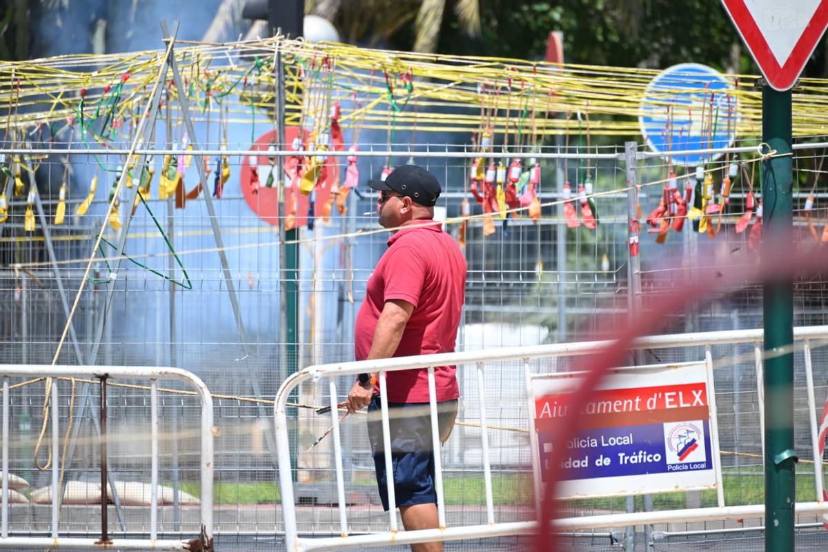 La mascletà de la pirotecnia Tamarit en las Fiestas de Elche, en imágenes