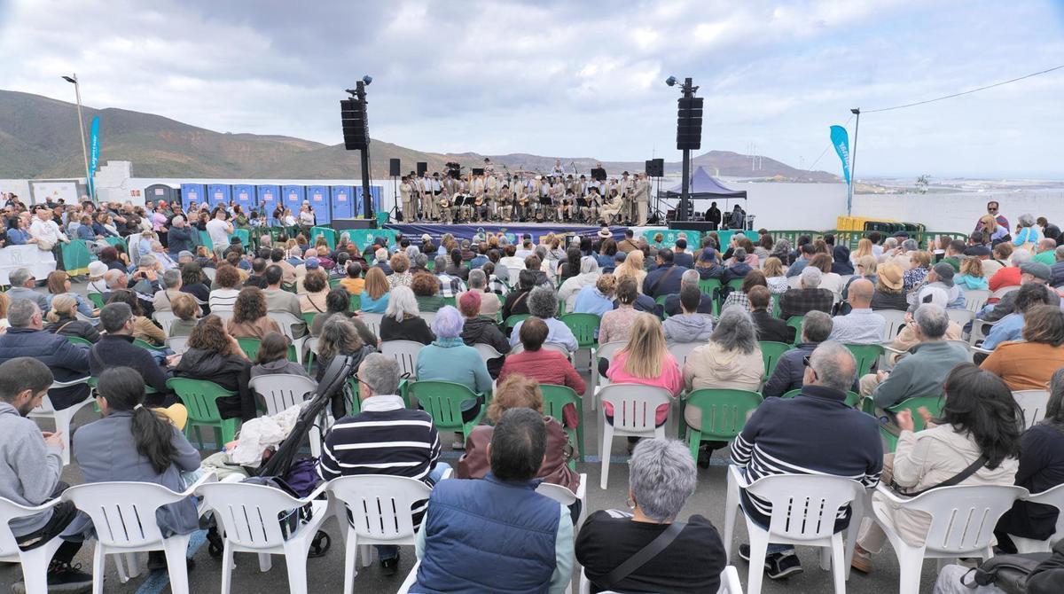 Actuación de Los Gofiones en la Feria ENORTE 2026.