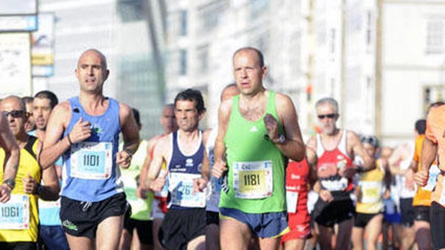 Los corredores de la pasada edición del Maratón Atlántica Coruña42.