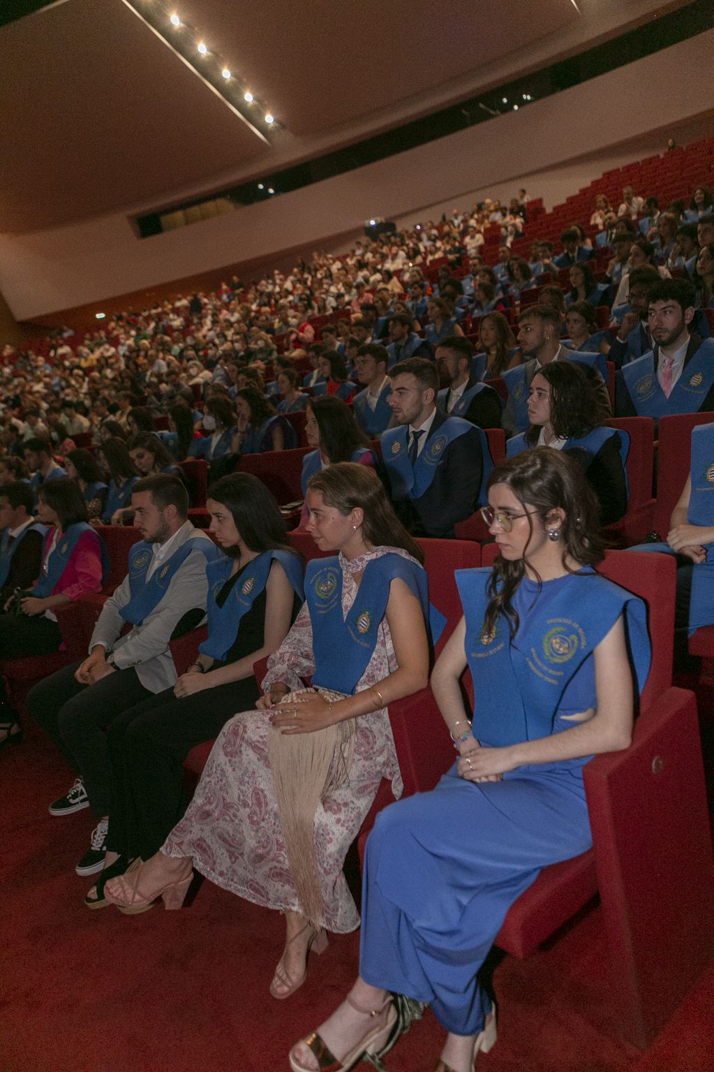 En imágenes: Así ha sido la graduación de Biología y Biotecnología en el Centro Niemeyer, en Avilés