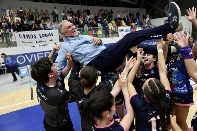 El Lobas Oviedo Balonmano Femenino gana al Lleida y asciende a la Liga Guerreras Iberdrola