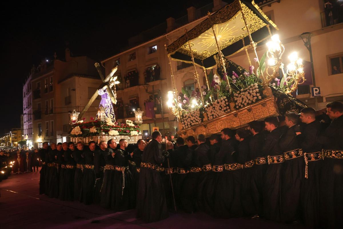 Así ha sido en Sagunt la procesión del Encuentro tras la polémica sobre el veto a las mujeres