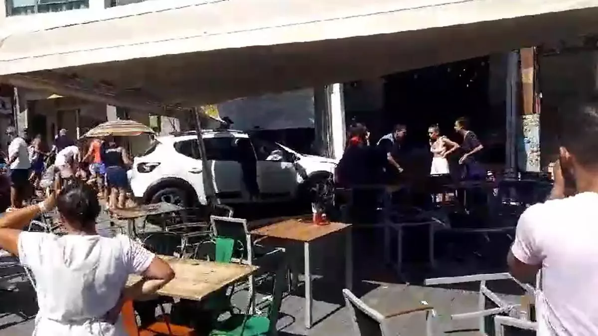 La bebé del atropello de Corralejo "lucha por la vida"