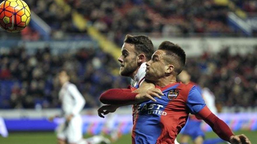 El Levante tumba al Rayo en una buena segunda parte