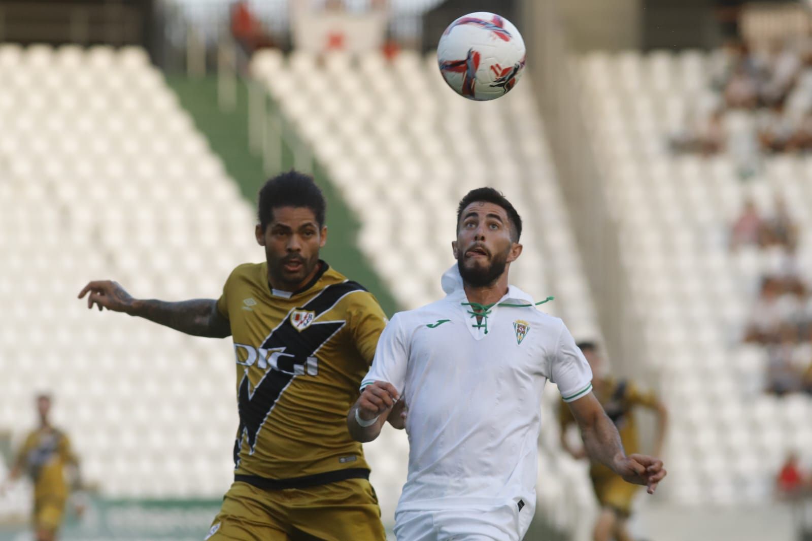 El Córdoba de Segunda se presenta ante su afición