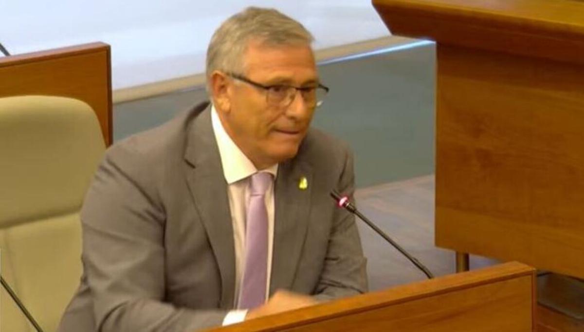 José Maroto durante el pleno de Torrent donde se despidió de sus compañeros.