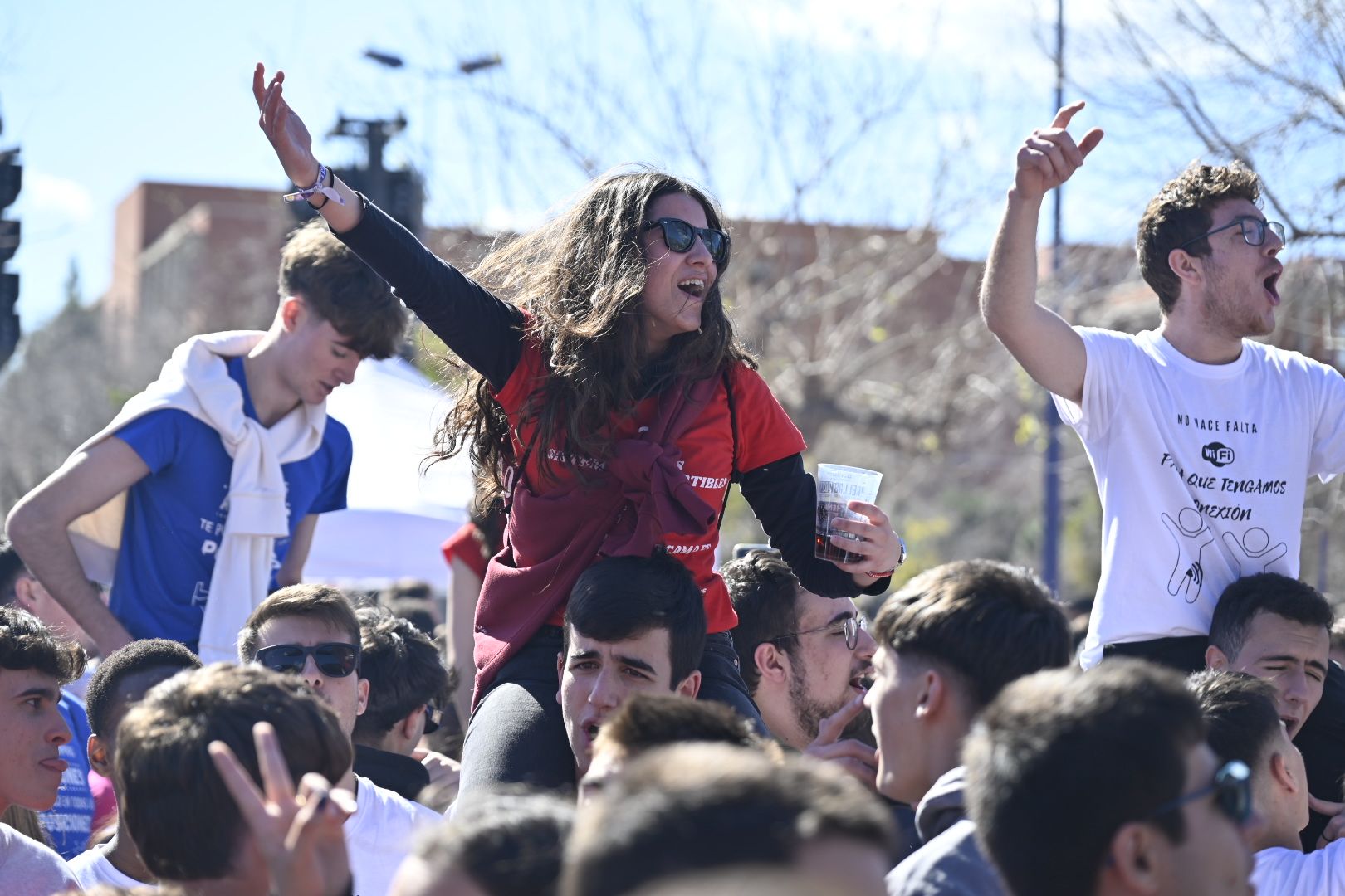 Galería: Búscate en la fiesta de Las Paellas de la UJI