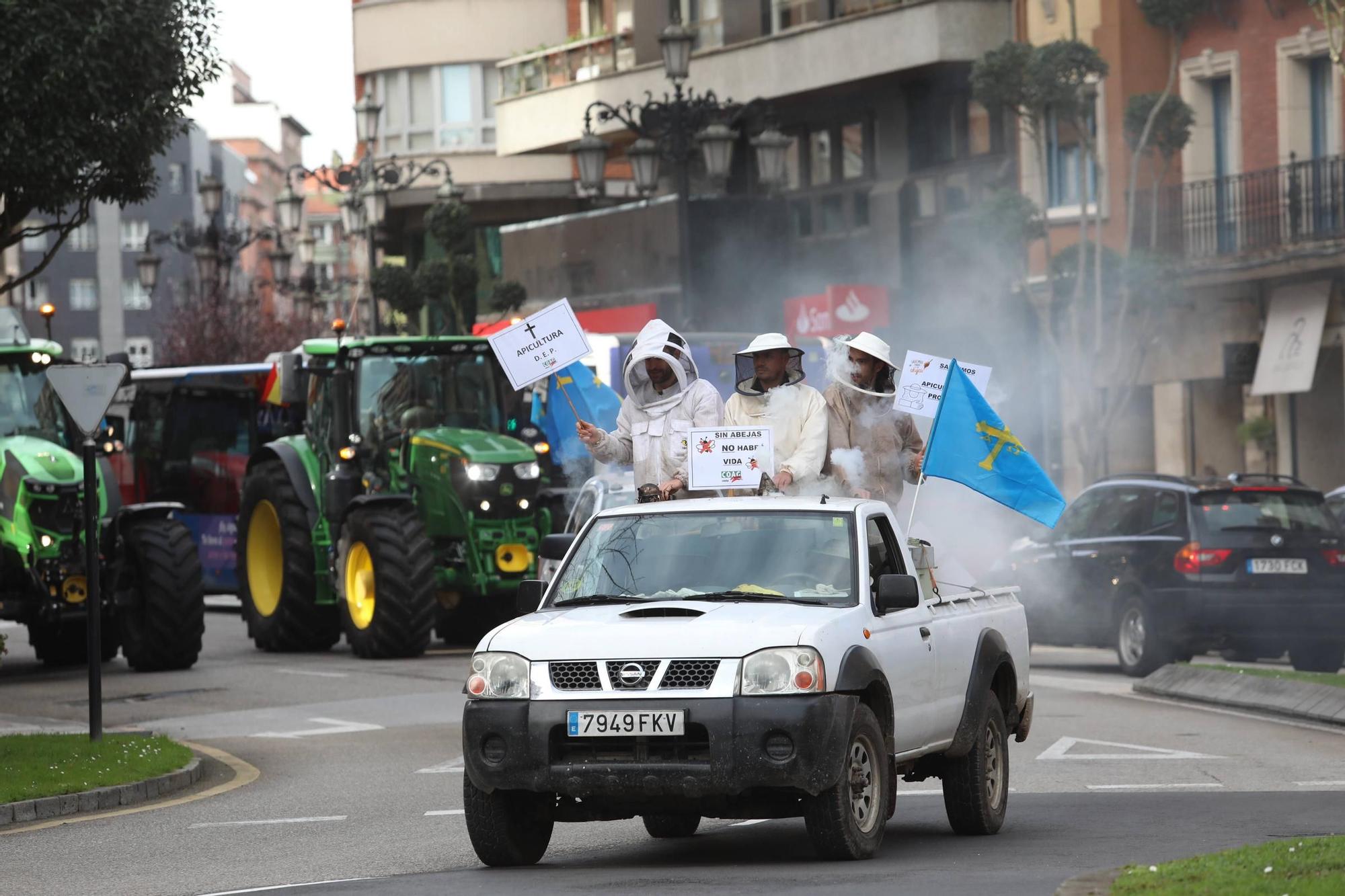 Tractorada en Asturias: el campo sale a protestar por diversas carreteras de la región