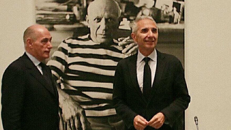 Bernard Ruiz-Picasso y Miguel Ángel Vázquez, este viernes en el Museo Picasso.