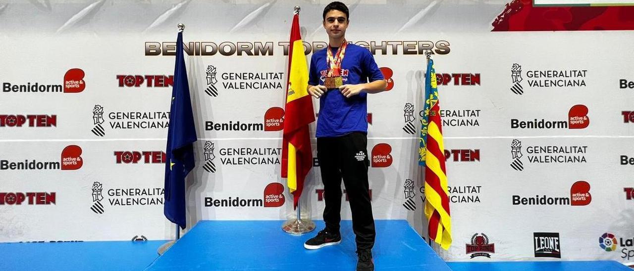 El ibicenco Jordi Marí, con sus seis medallas en el evento internacional celebrado en Benidorm.