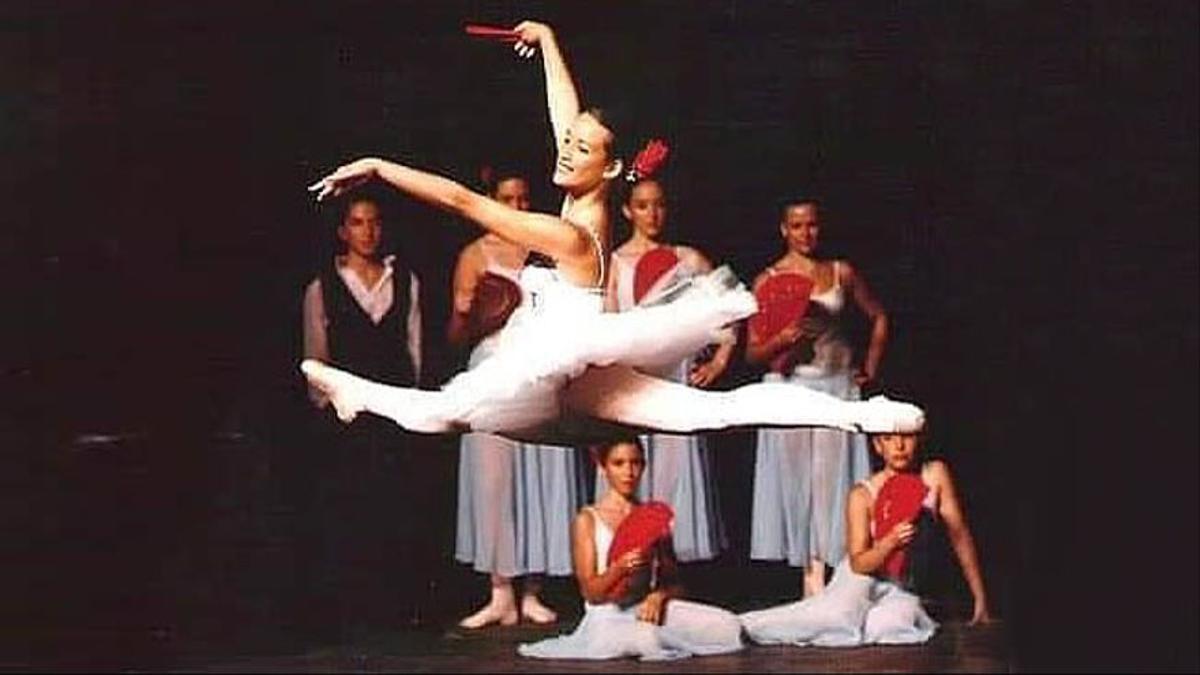 Chanel Terrero, en un salto de ballet.
