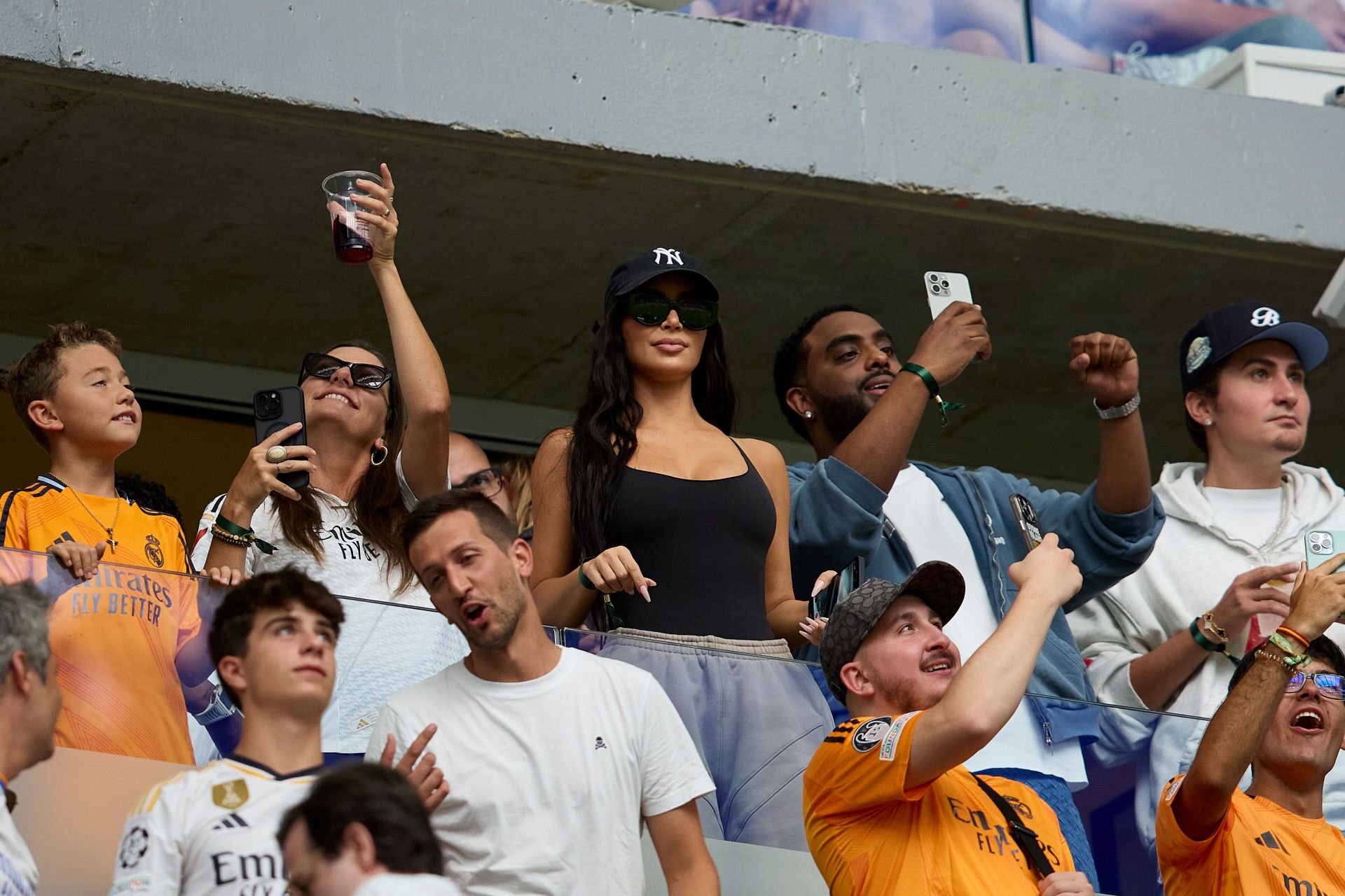 Kim Kardashian en el estadio Santiago Bernabéu