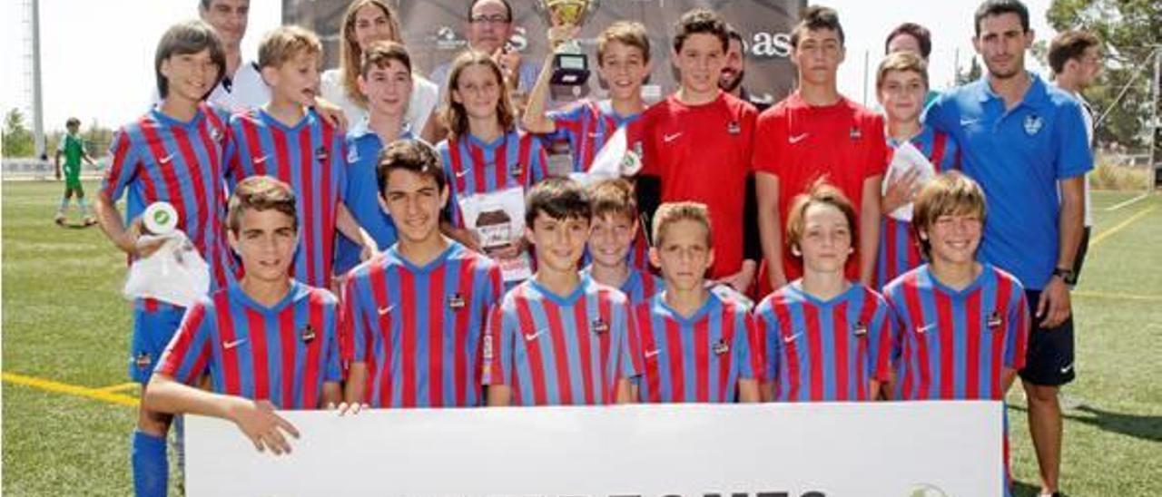 La Liga deja fuera de su torneo alevín al Levante UD para colocar al Madrid